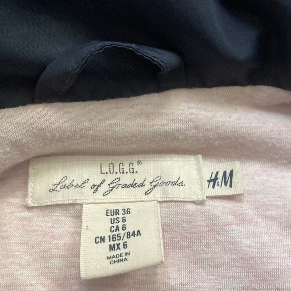 H&M. l.O.G.G navy vest - Picture 3 of 4